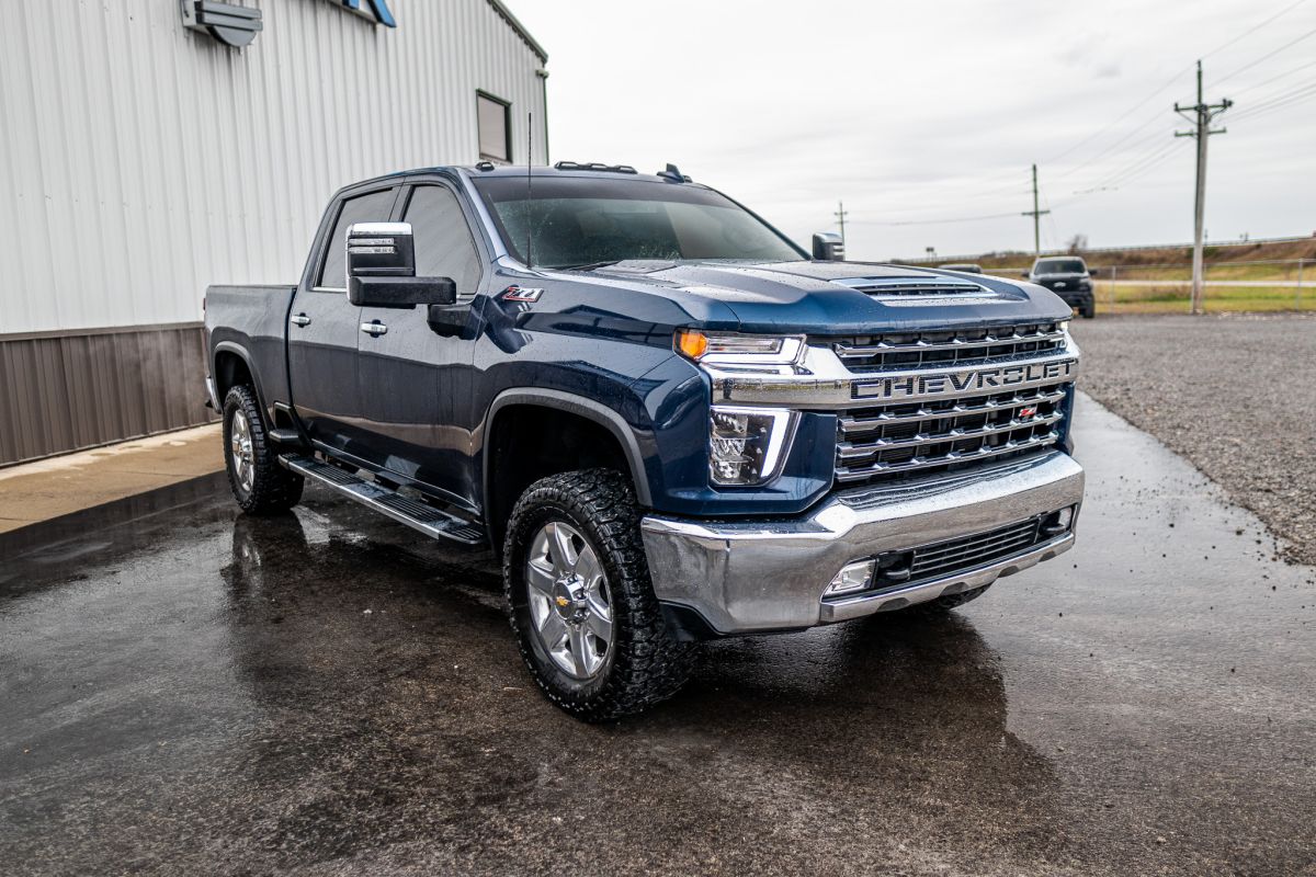 2022 Chevrolet Silverado 3500HD LTZ photo 5