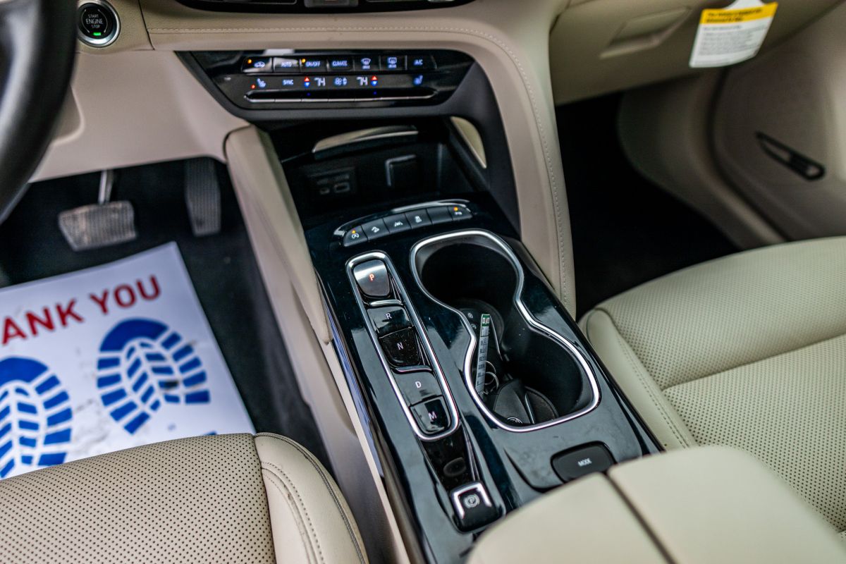 2021 Buick Envision Essence photo 11